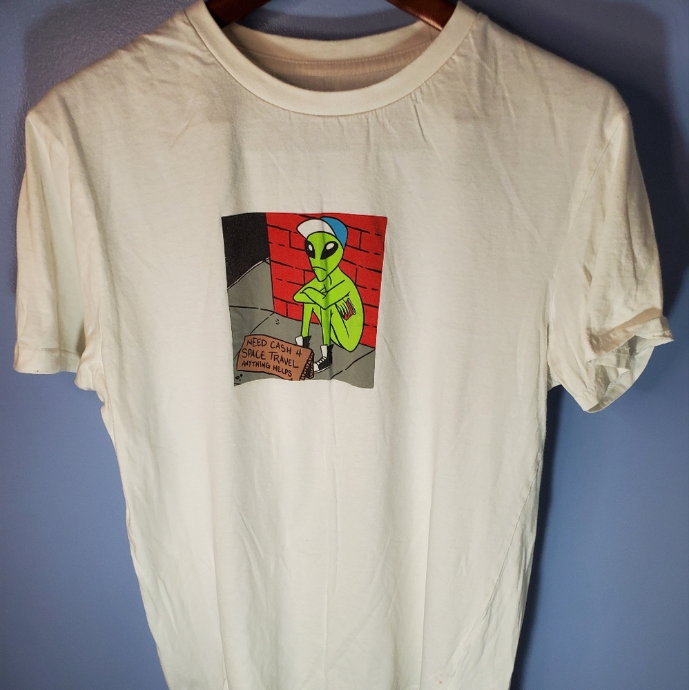 White tee alien "Need cash 4 space travel anything helps" shirt  size L